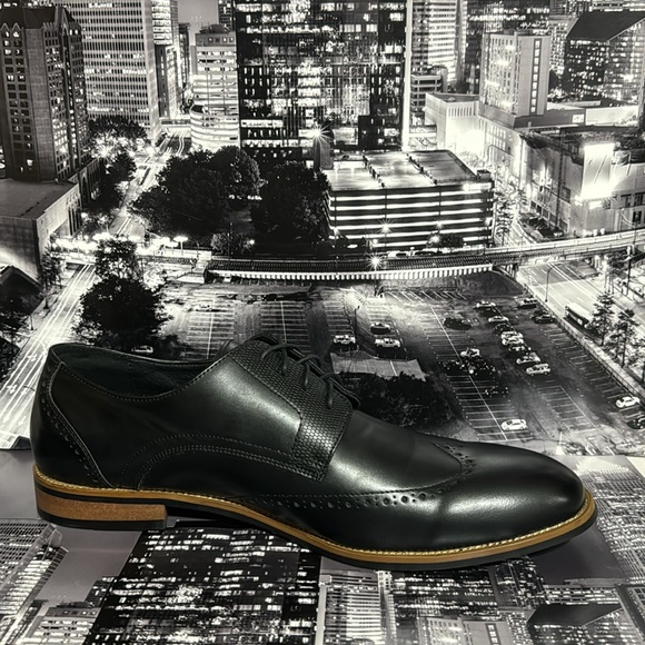 Aston Marc Oxfords - Picture 2 of 9